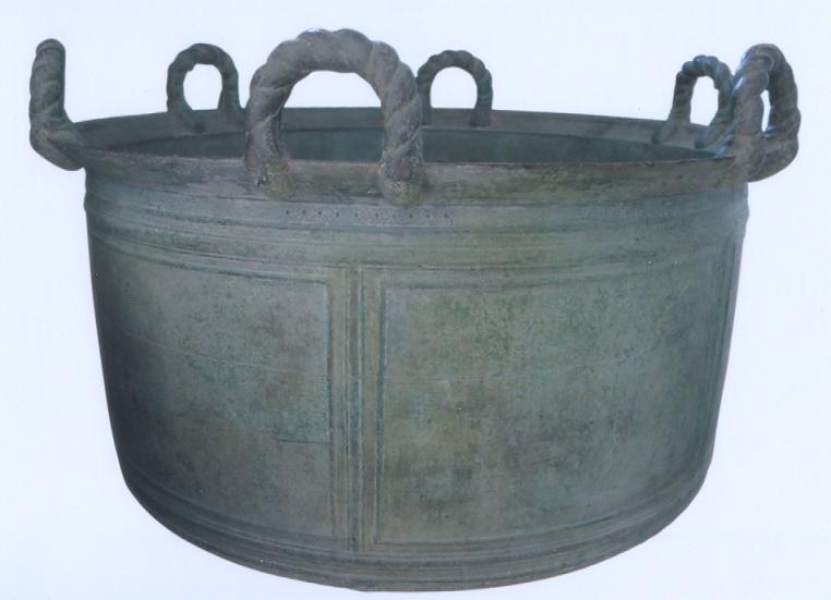VẠC CẨM THUỶ (Bảo vật Quốc gia)